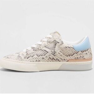 ‼️ Python Sneakers ‼️